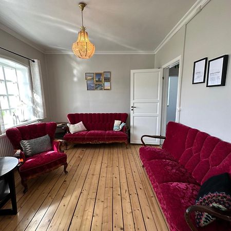 Helluland Guesthouse Saudarkrokur Bagian luar foto
