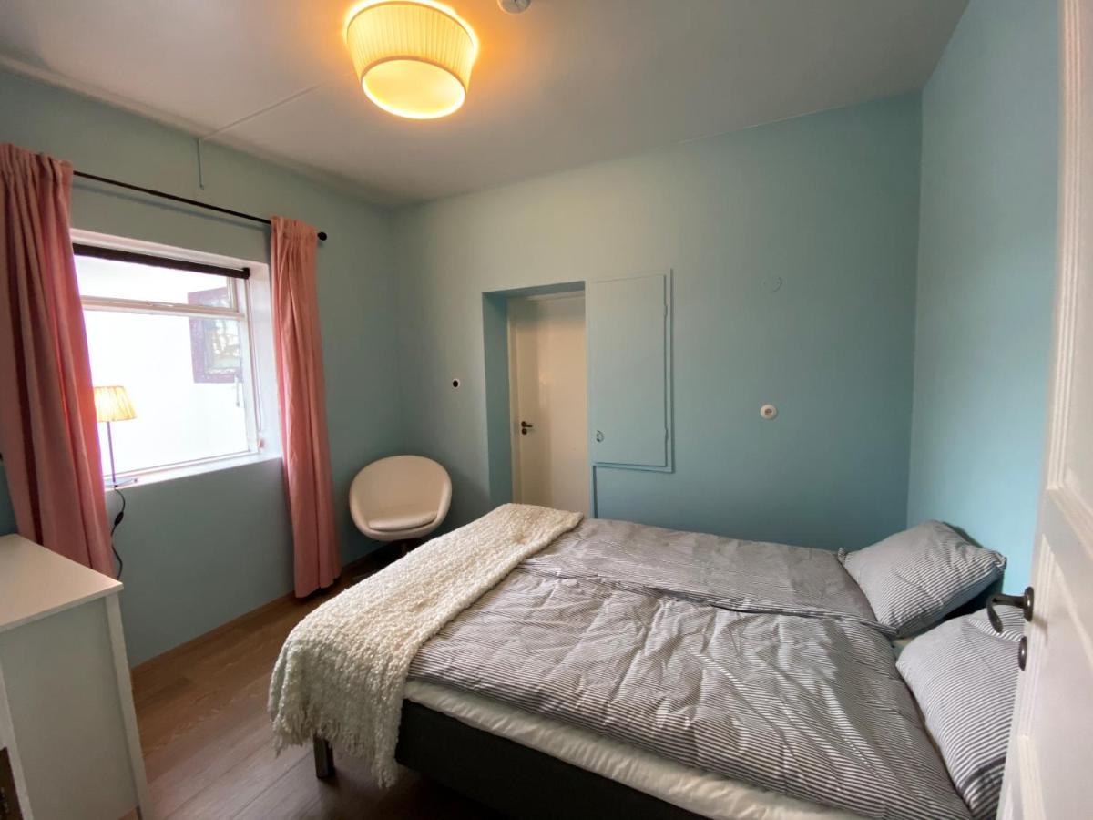 Helluland Guesthouse Saudarkrokur Bagian luar foto