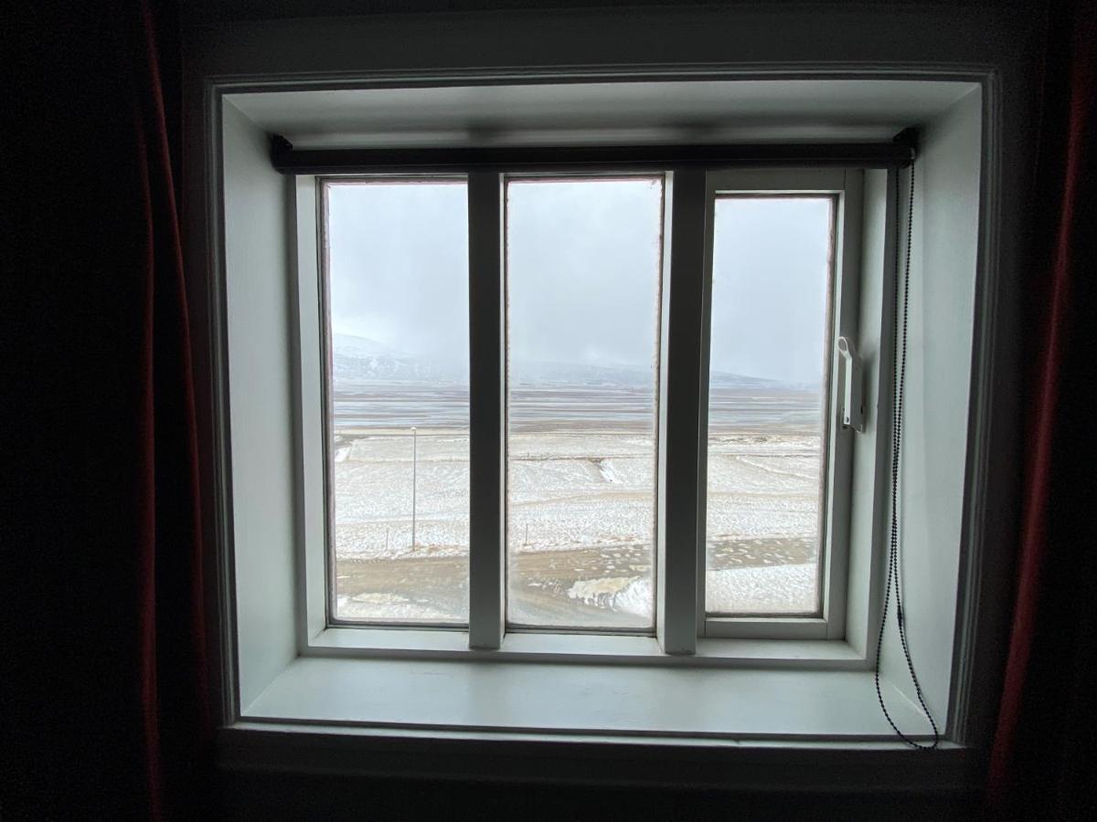 Helluland Guesthouse Saudarkrokur Bagian luar foto