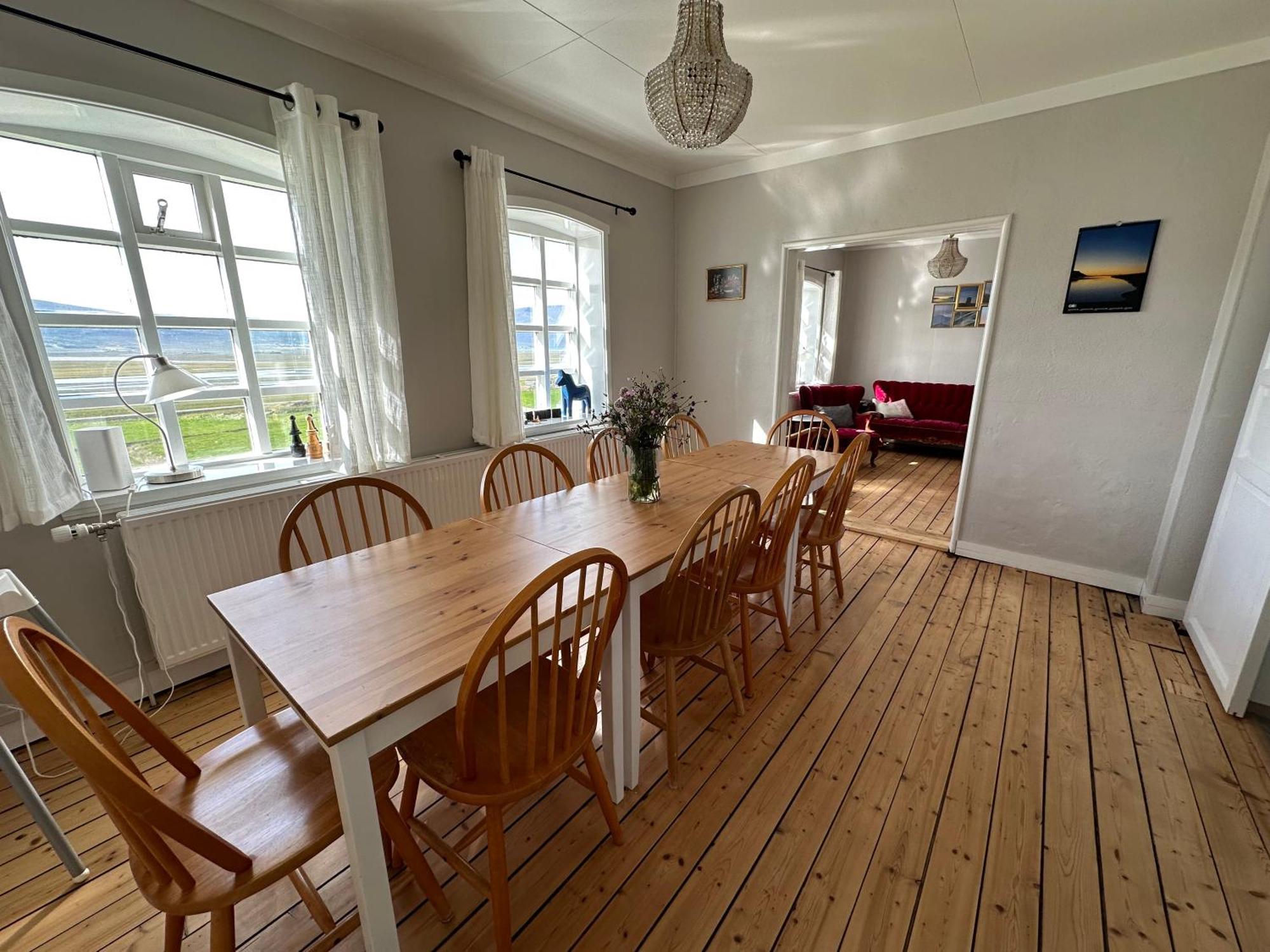 Helluland Guesthouse Saudarkrokur Bagian luar foto