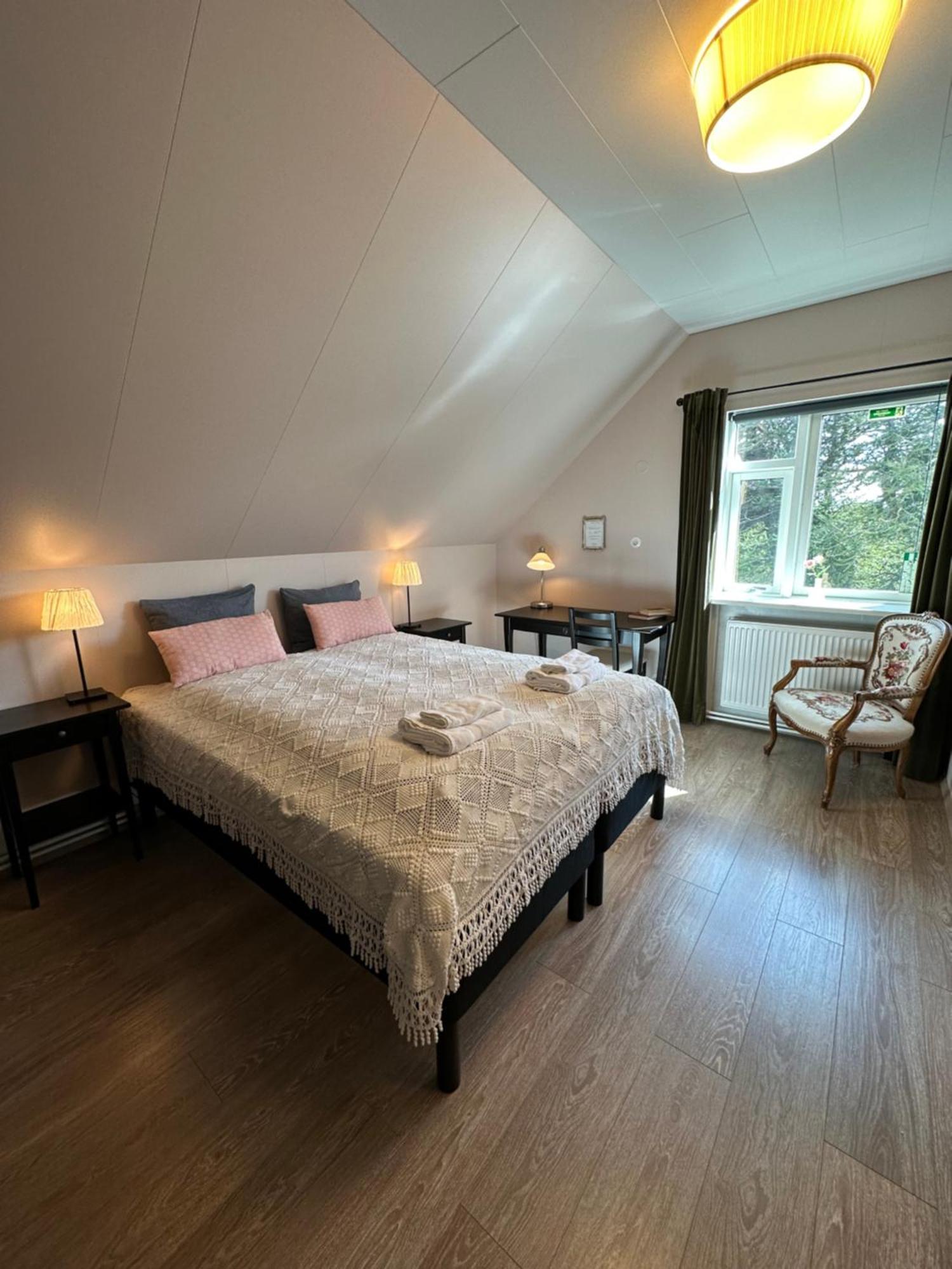 Helluland Guesthouse Saudarkrokur Bagian luar foto